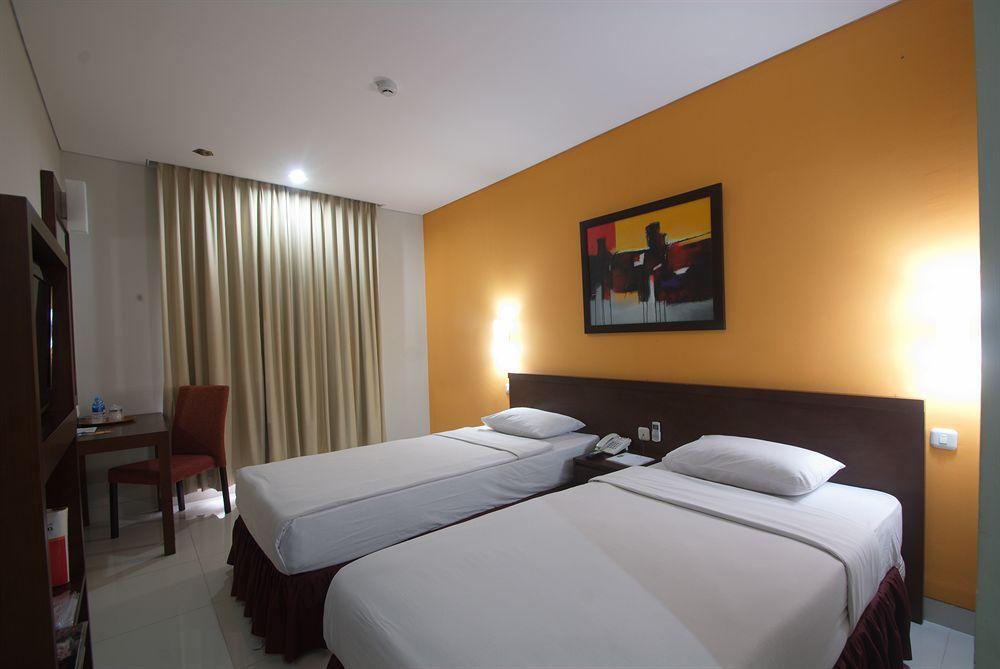 ג'קרטה Sofyan Hotel Soepomo מראה חיצוני תמונה