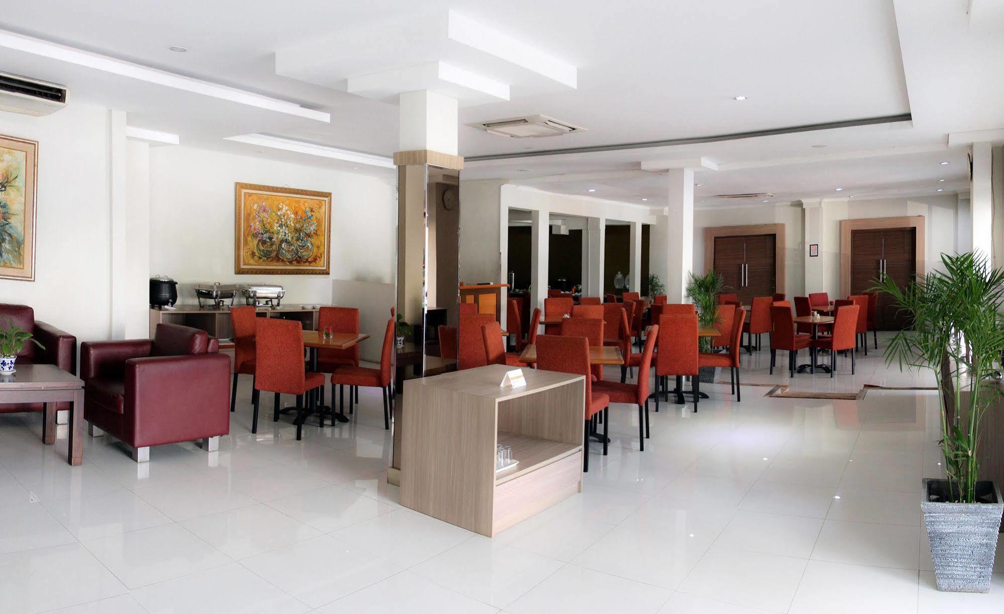 ג'קרטה Sofyan Hotel Soepomo מראה חיצוני תמונה
