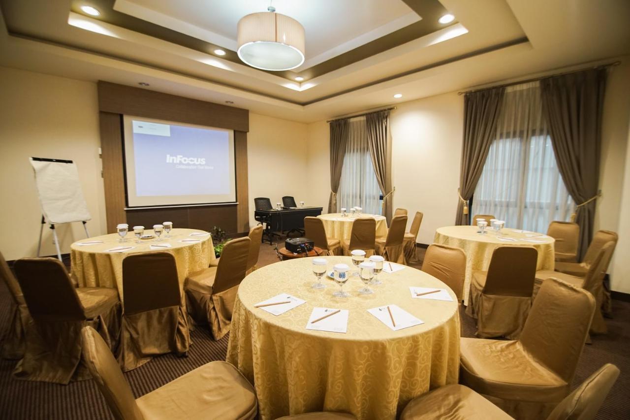 ג'קרטה Sofyan Hotel Soepomo מראה חיצוני תמונה