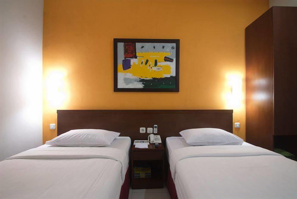 ג'קרטה Sofyan Hotel Soepomo מראה חיצוני תמונה