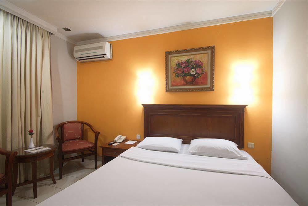 ג'קרטה Sofyan Hotel Soepomo מראה חיצוני תמונה
